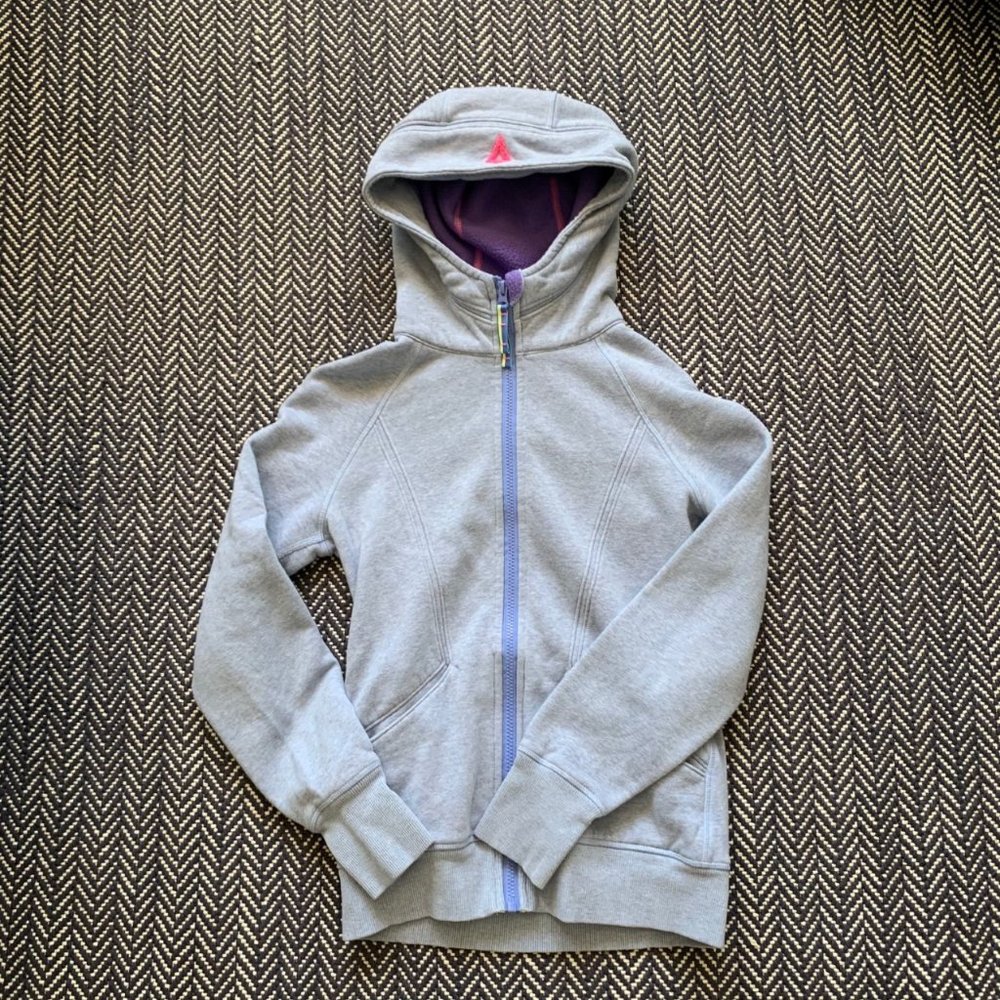 Girls Ivvivia (lululemon) Hoodie Size 12